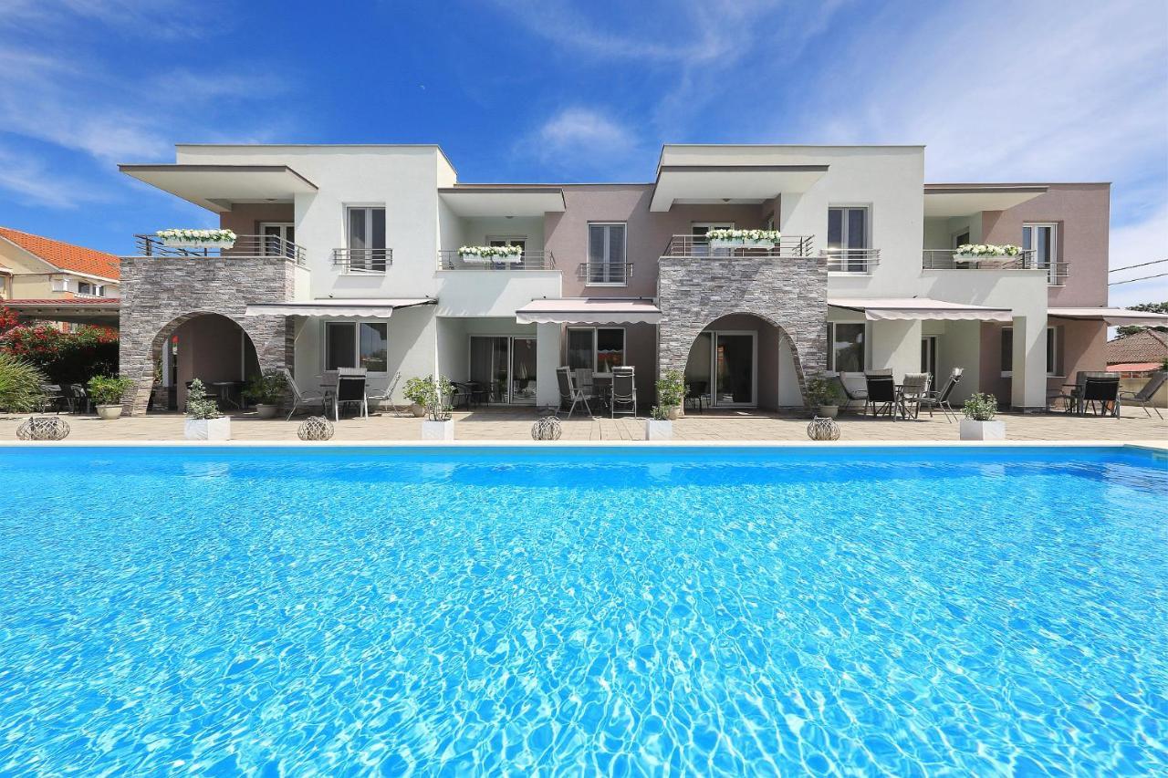 Apartments Punta Privlaka  Exterior foto