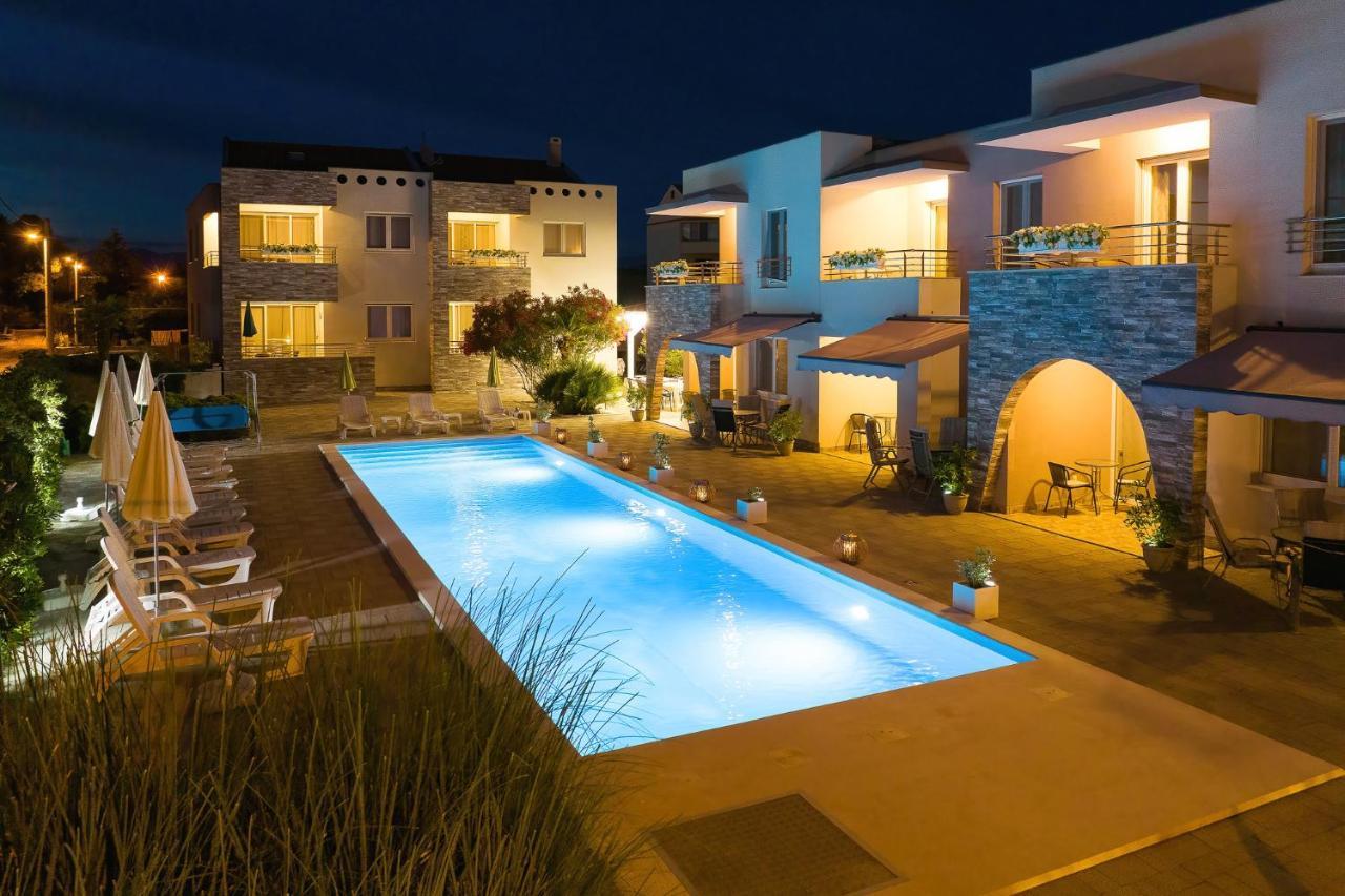 Apartments Punta Privlaka  Exterior foto